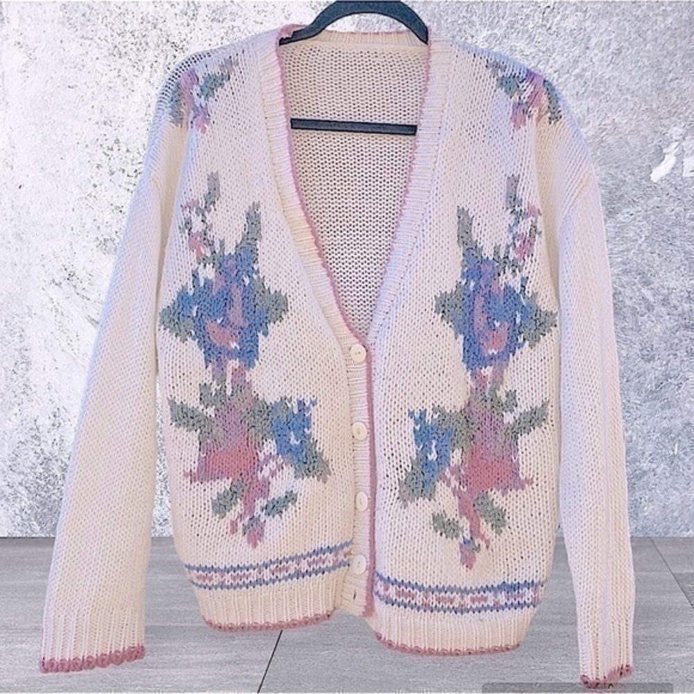 Vintage Hand Embroidered Knit Grandma Core Floral Cardigan Sweater​